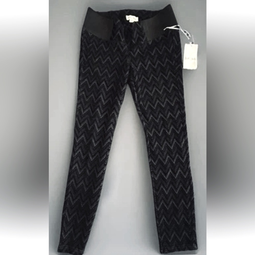 First Kick Women’s Black Velvet Chevron pattern Cutout Stretch Leggings M
